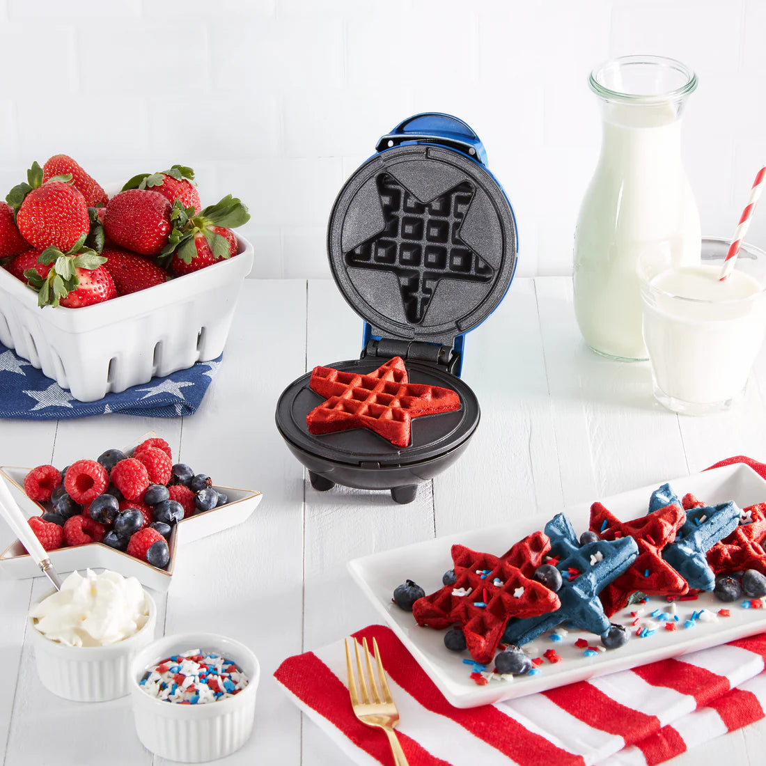 Dash Star Mini Waffle Maker – New | Compact Nonstick Waffle Iron for Individual Servings