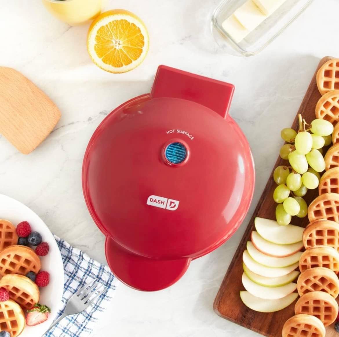 Dash - Express Waffle Bite Maker -Red